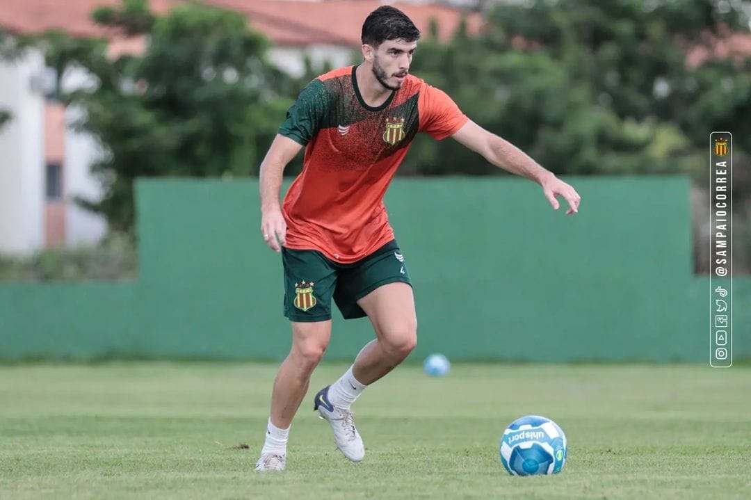 Léo Silva, zagueiro do Sampaio Corrêa