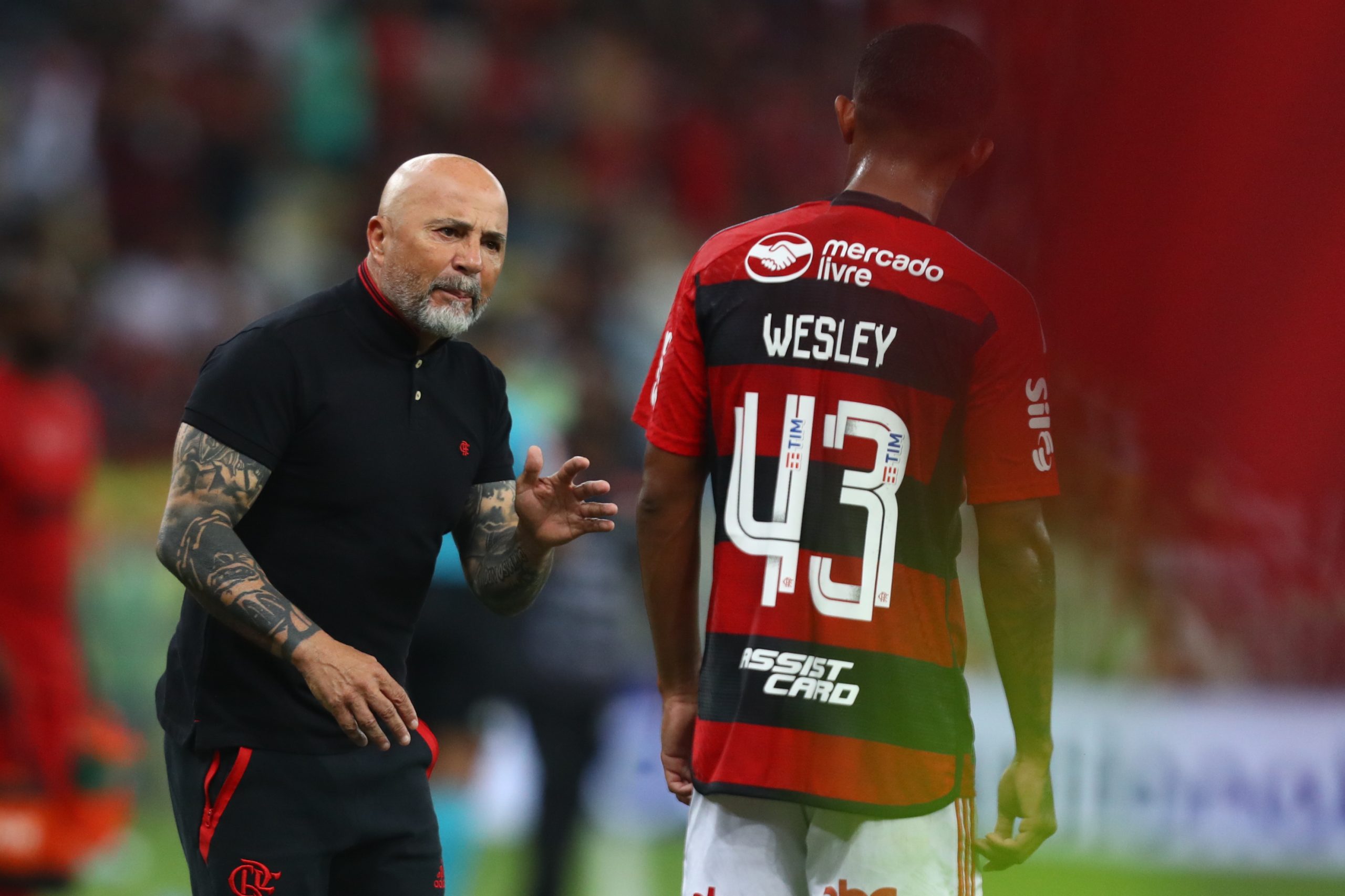 Wesley se recupera e está à disposição para Flamengo x Palmeiras