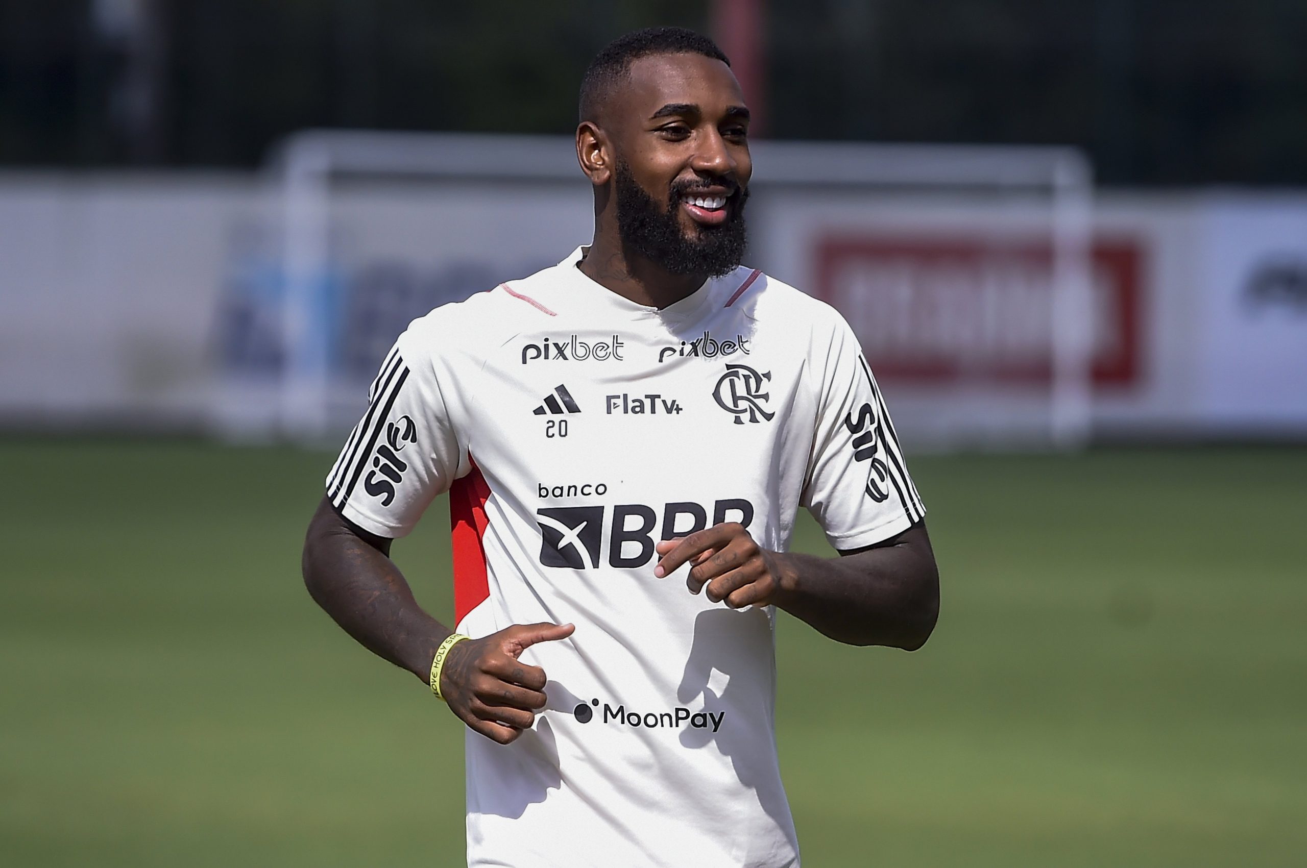 Sem Pedro e com Gerson: veja as opções e os desfalques do Flamengo para enfrentar o Fluminense