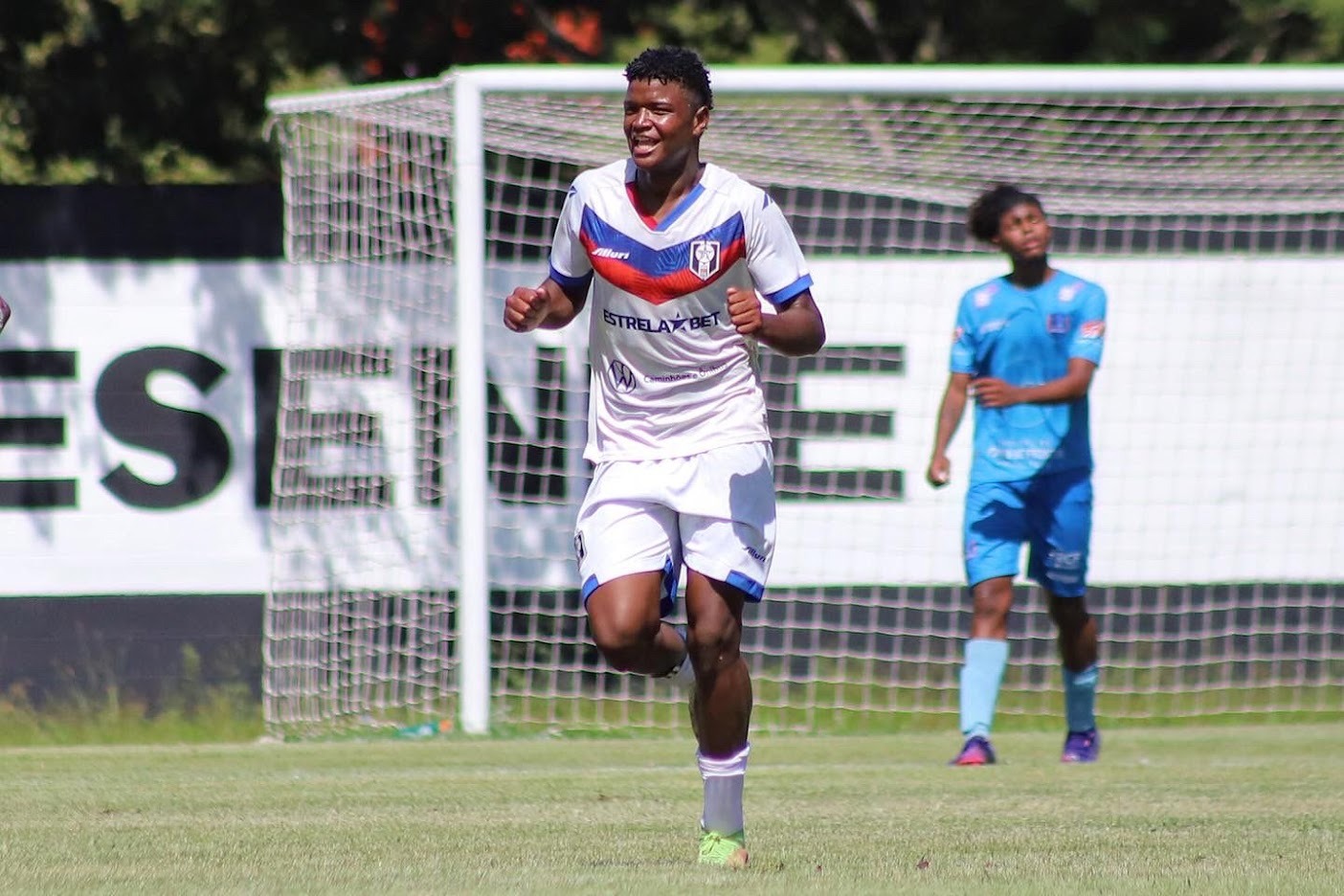 Deivison, atacante do Sub-17 do Resende