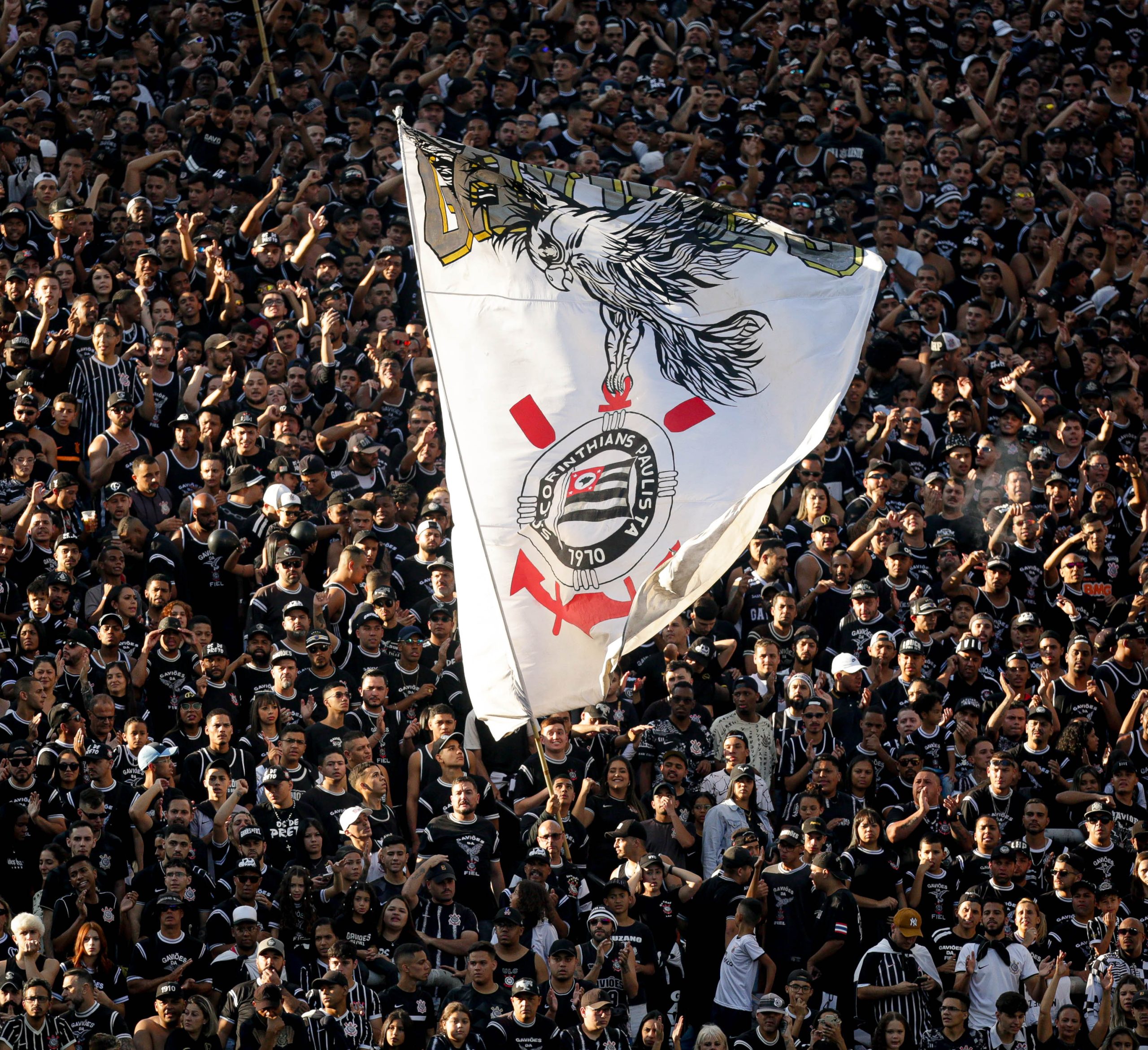 Corinthians está mal em casa