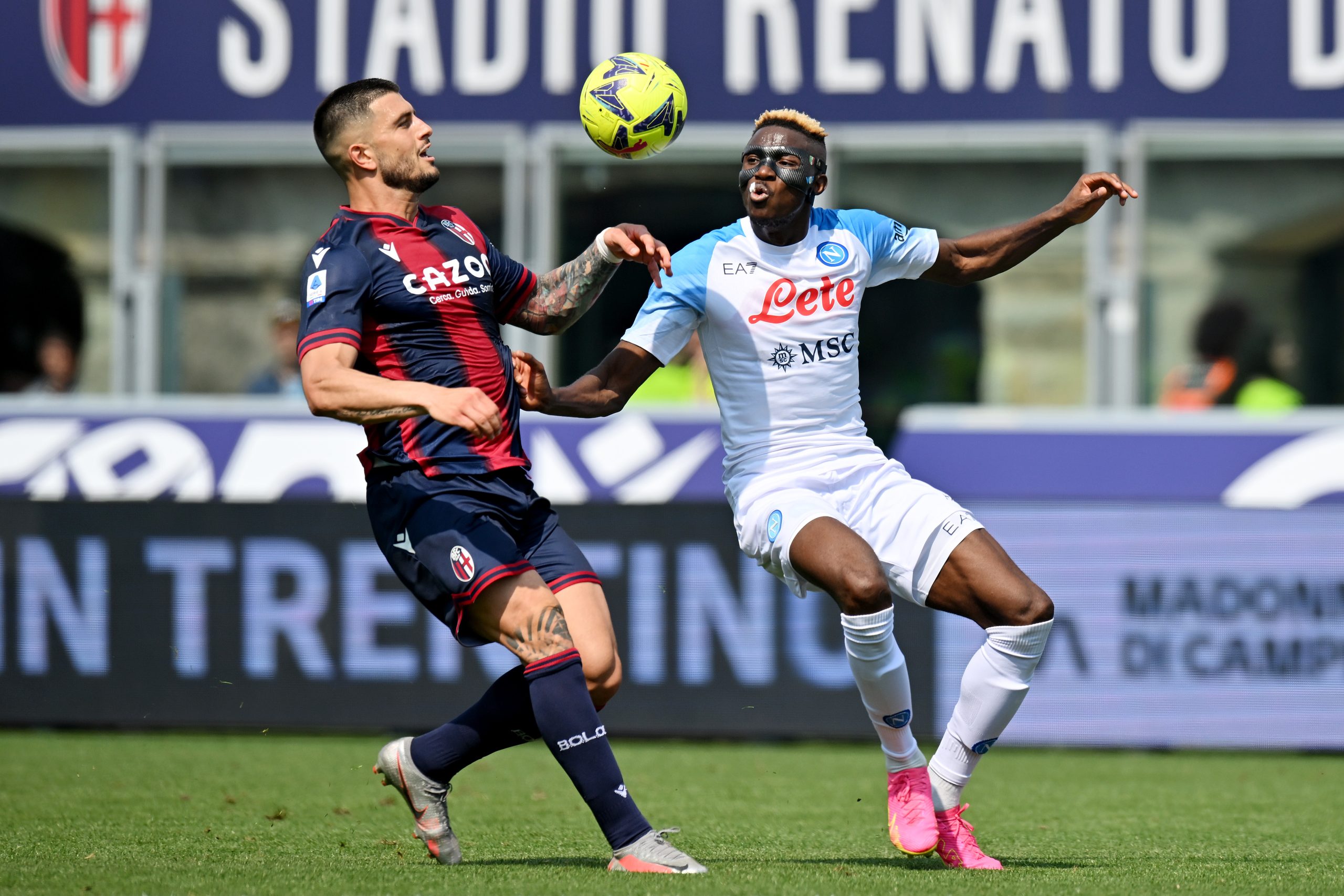 Napoli e Bologna empatam em jogo equilibrado pelo Campeonato