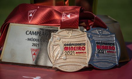 Medalhas do Campeonato Mineiro Módulo II (Foto: Bruno Cantini/Villa Nova)