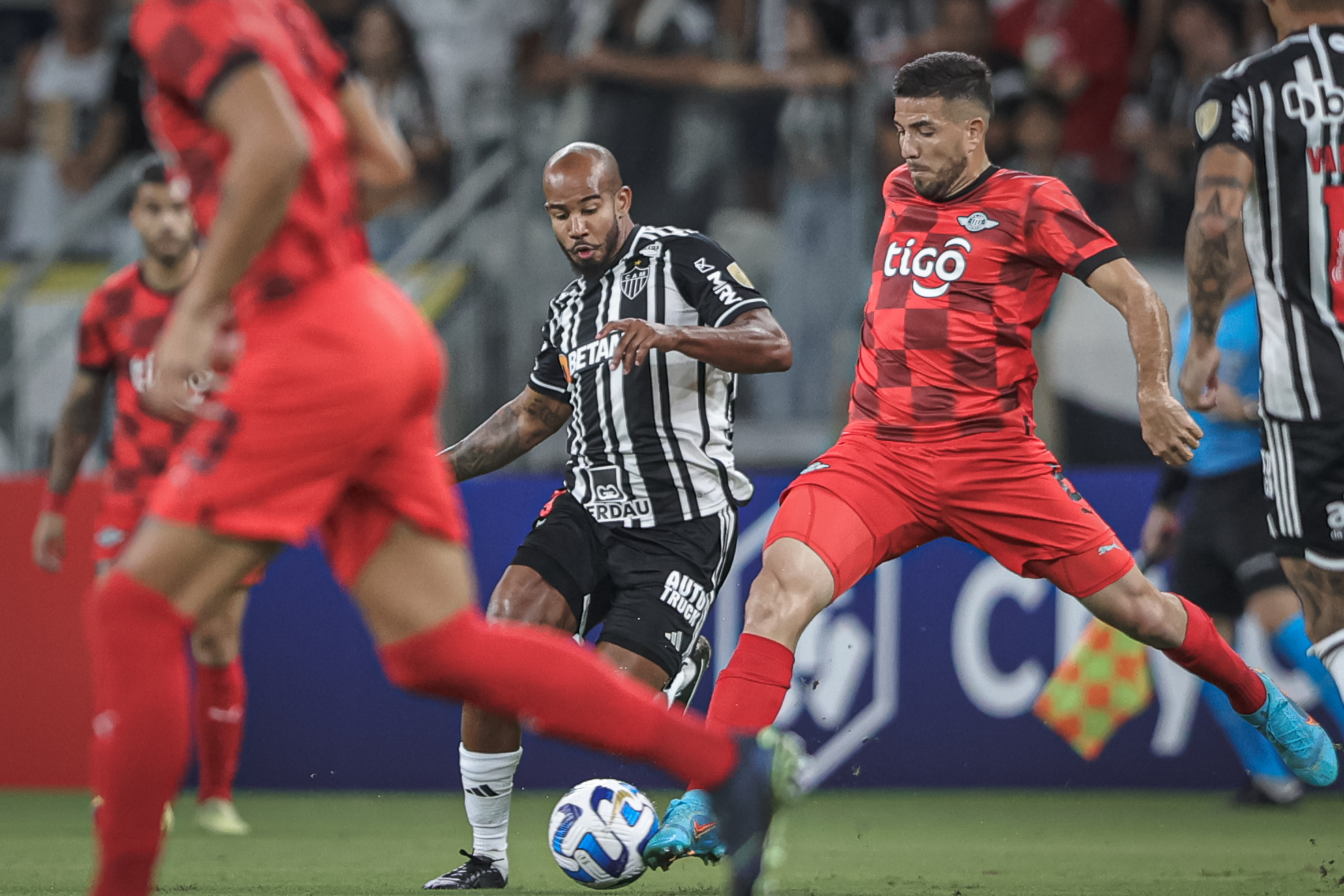 Último duelo entre Atlético e Libertad pela Libertadores.