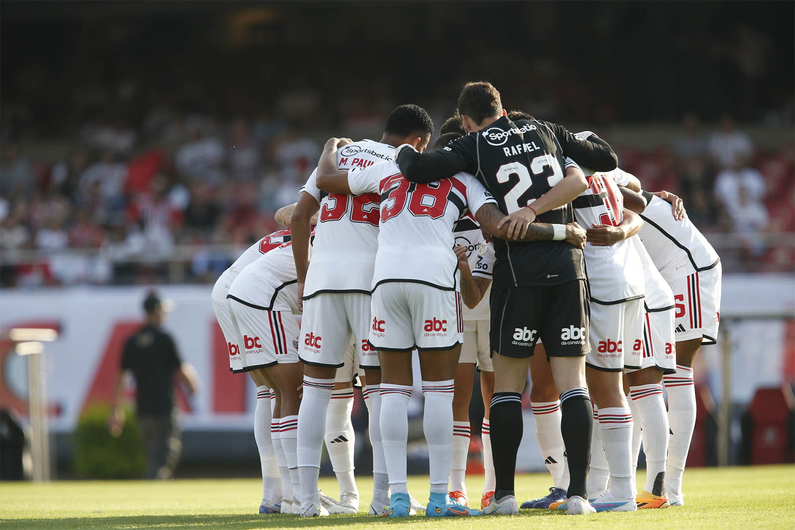 São Paulo busca garantir primeira posição e se classificar ás oitavas da Sul-americana