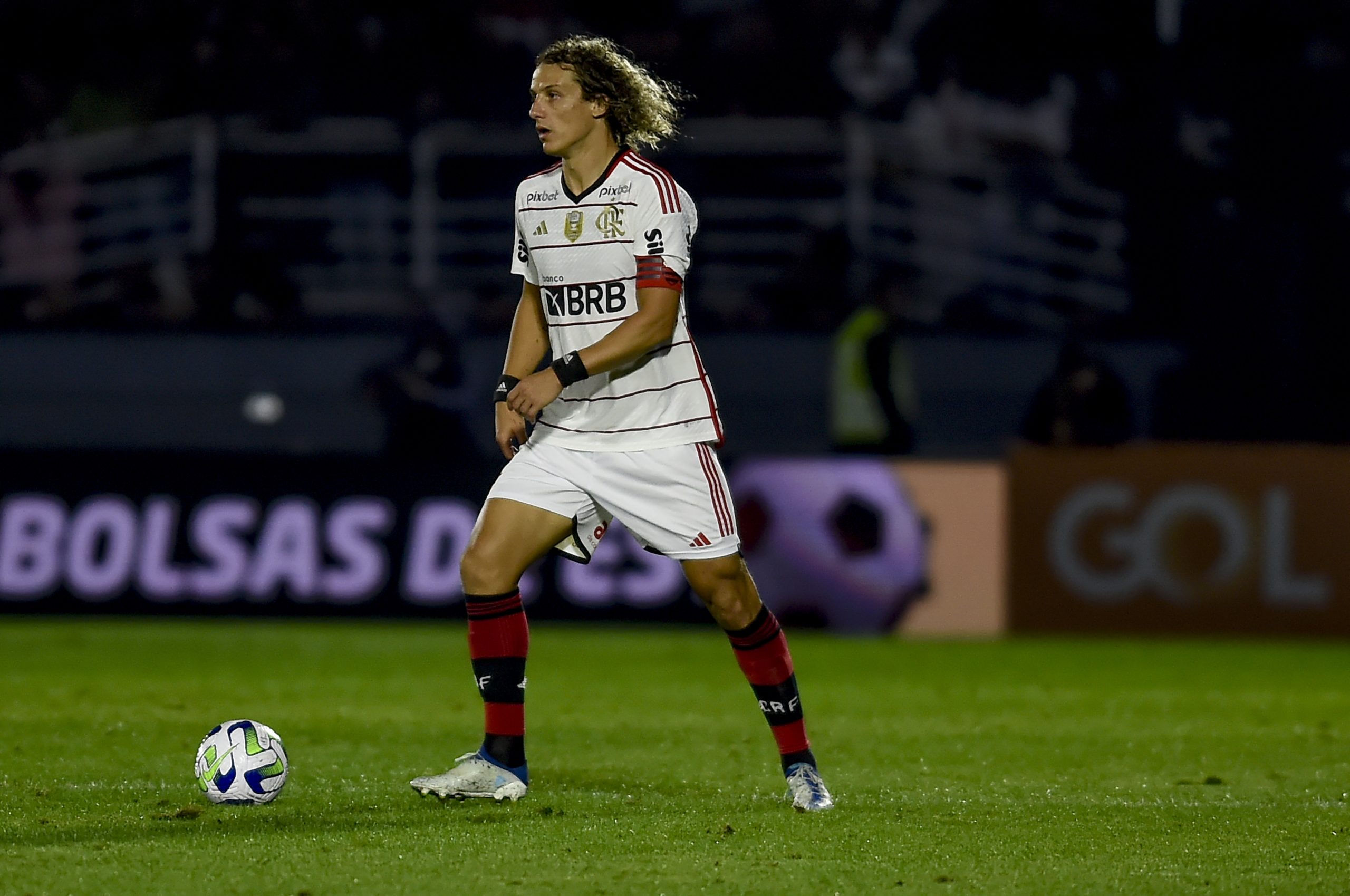 David Luiz em ação durante a goleada sofrida pelo Flamengo (Foto: Marcelo Cortes/Flamengo)