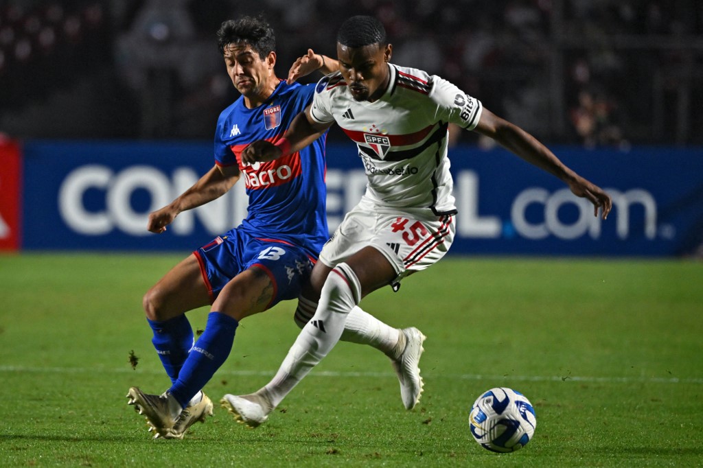 Nathan foi titular na partida contra o Tigre (Foto: Divulgação / SudamericanaBR)