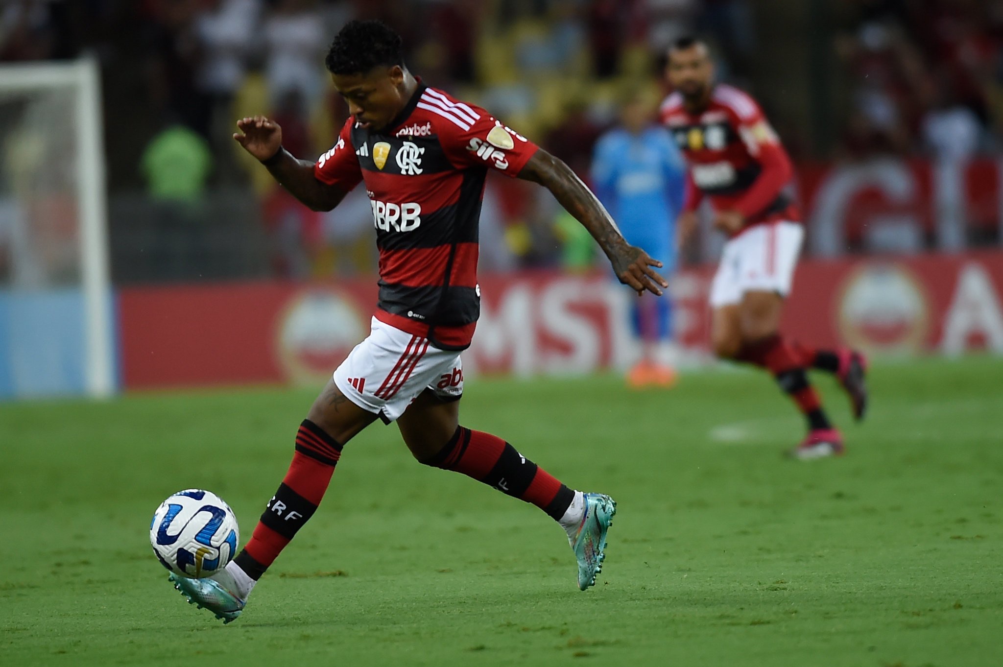 Marinho, procurado pelo Fortaleza, em ação pelo Flamengo (Foto: Marcelo Cortes/Flamengo)