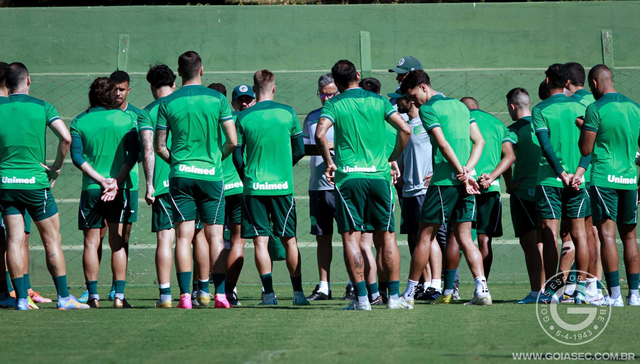 Preparação do elenco do Goiás (Foto: Divulgação\Goiás)