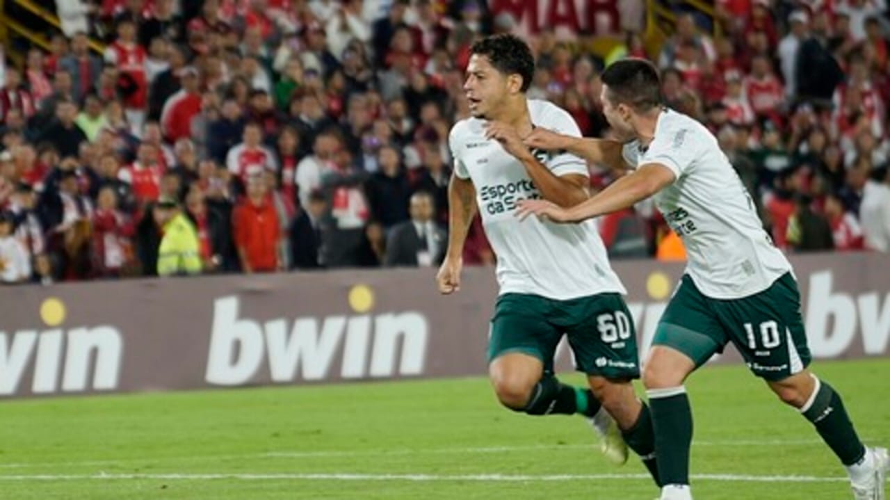 Guilherme Marques abriu o placar no jogo contra o Santa Fe-COL (Foto: Fernando Lima/Goiás EC)