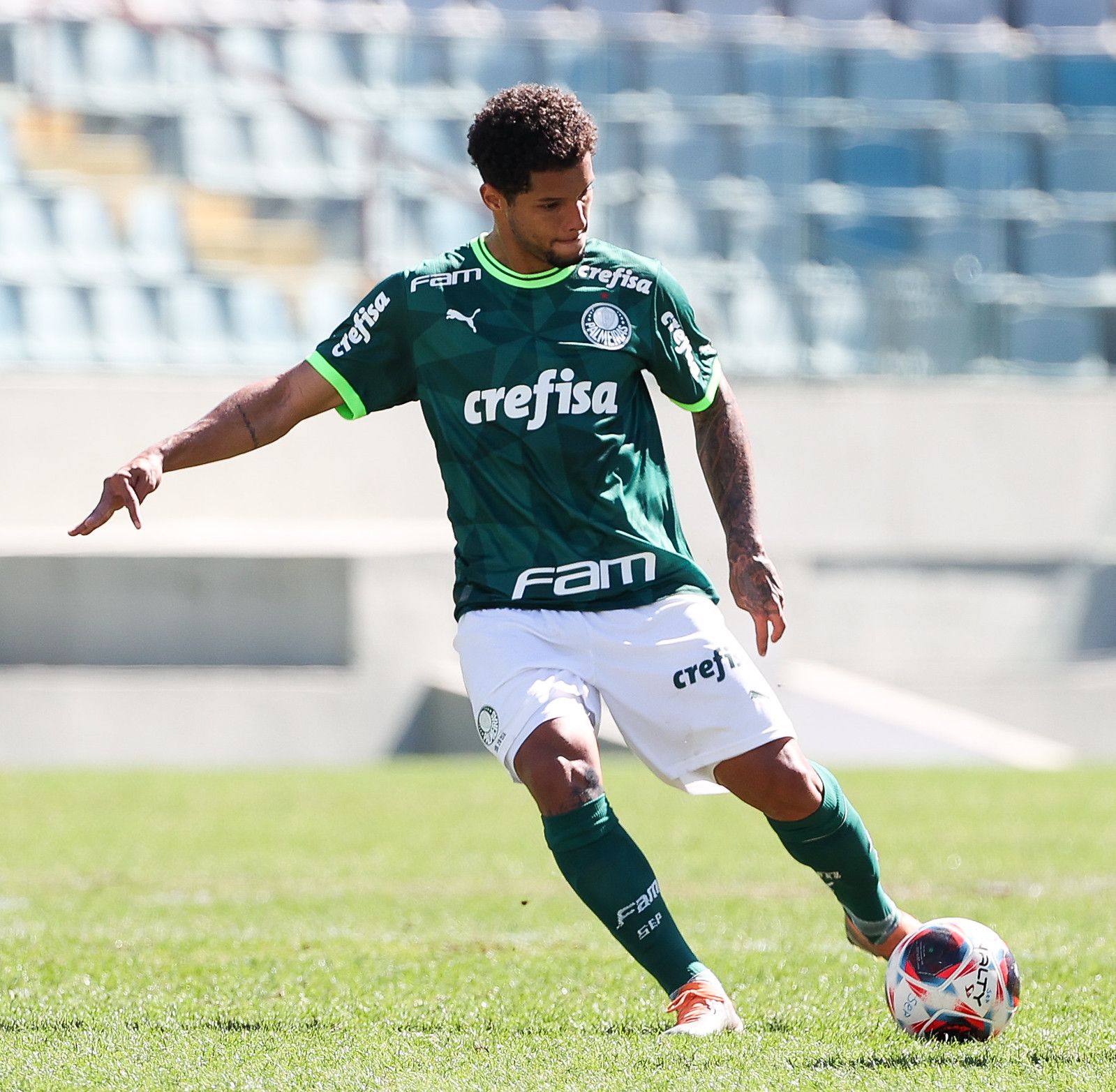 Ian em ação com a camisa do Palmeiras. (Foto: Fabio Menotti/Palmeiras)