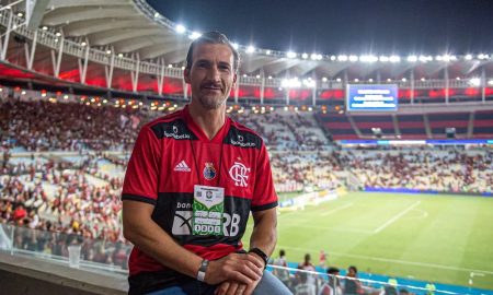Treinardor conquistou apenas um título pelo Flamengo, a Copa Rio Feminina 2023 (Foto: Paula Reis | Flamengo)