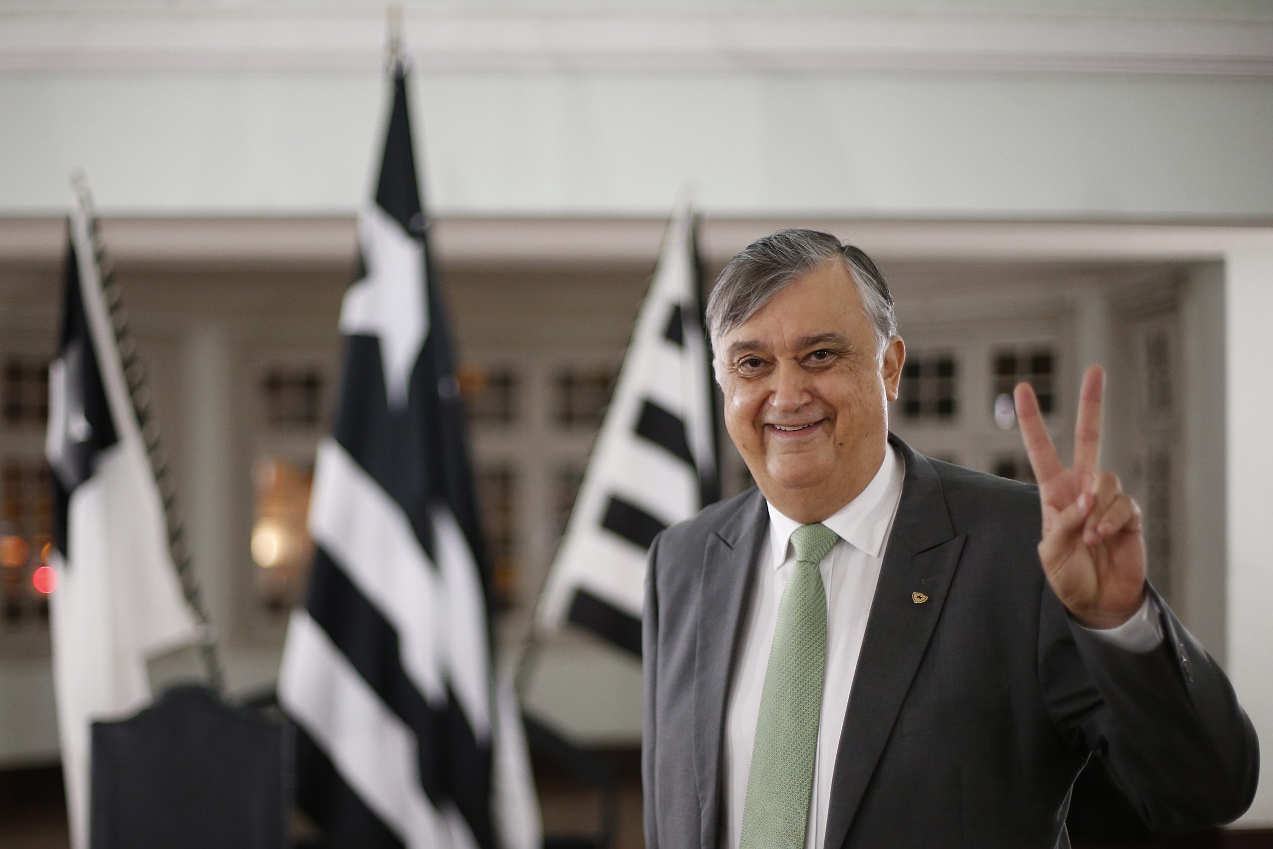 Durcesio Mello atual presidente do Botafogo