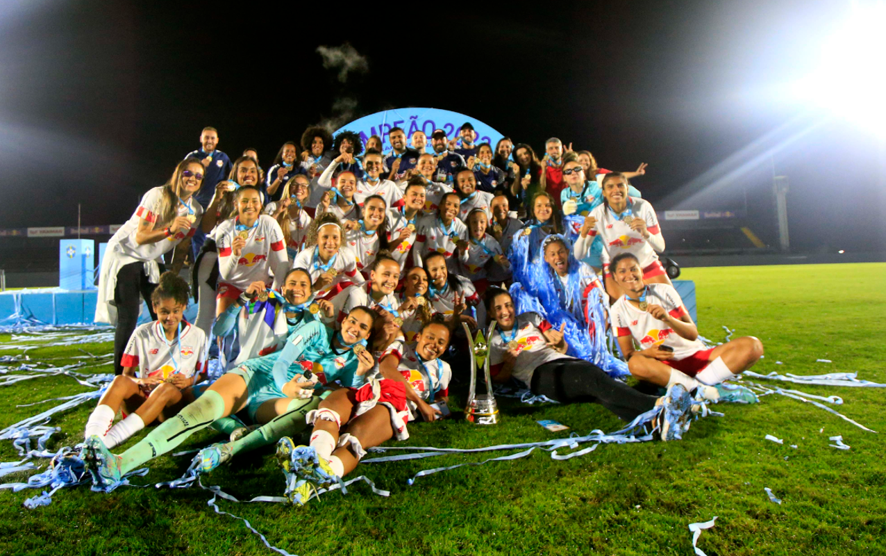 As Bragantinas conquistaram o Brasileirão Feminino A2 de 2023. (Foto: Fernando Roberto/Red Bull Bragantino).