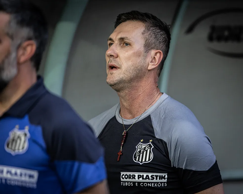 Paulo Turra, técnico do Santos:/ Divulgaçao: Santos FC)