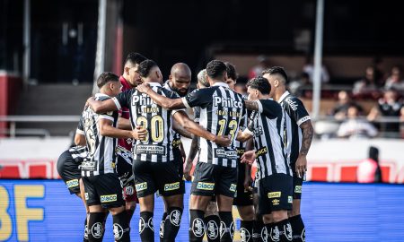 Elenco do Santos tem vivido temporada de instabilidade (Foto: Raul Baretta/ Santos FC)