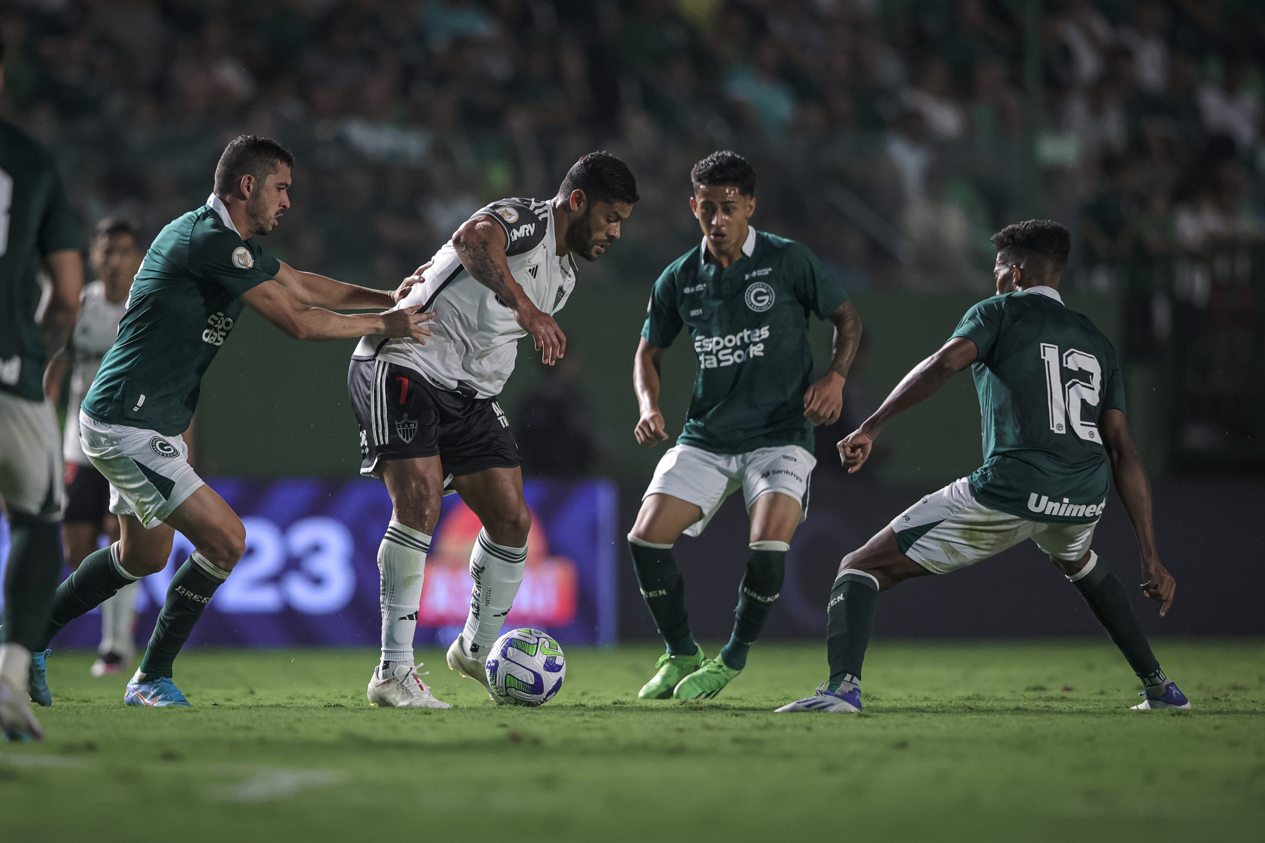 Resultado ficou ruim para os dois times, que não mudam de posição na tabela de classificação (Foto: Pedro Souza / Atlético)