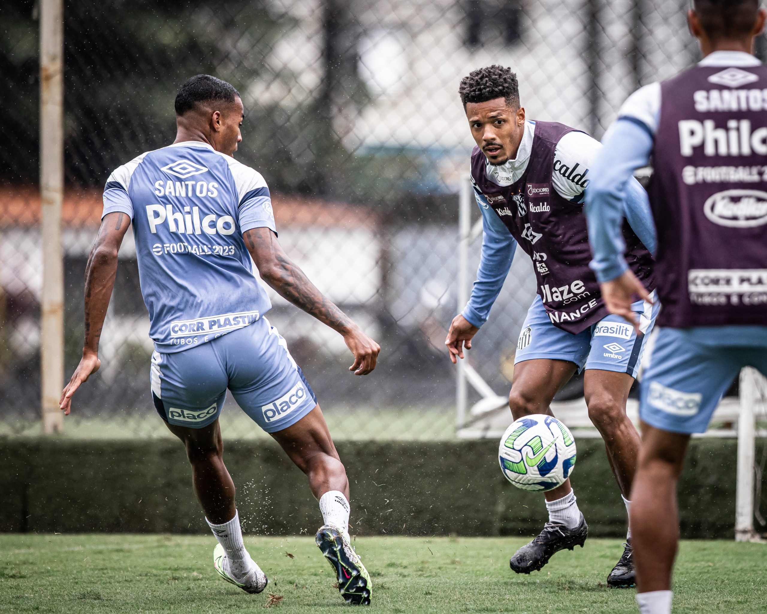 Jogadores do Santos no CT Rei Pelé. (Divulgação/ Santos FC)