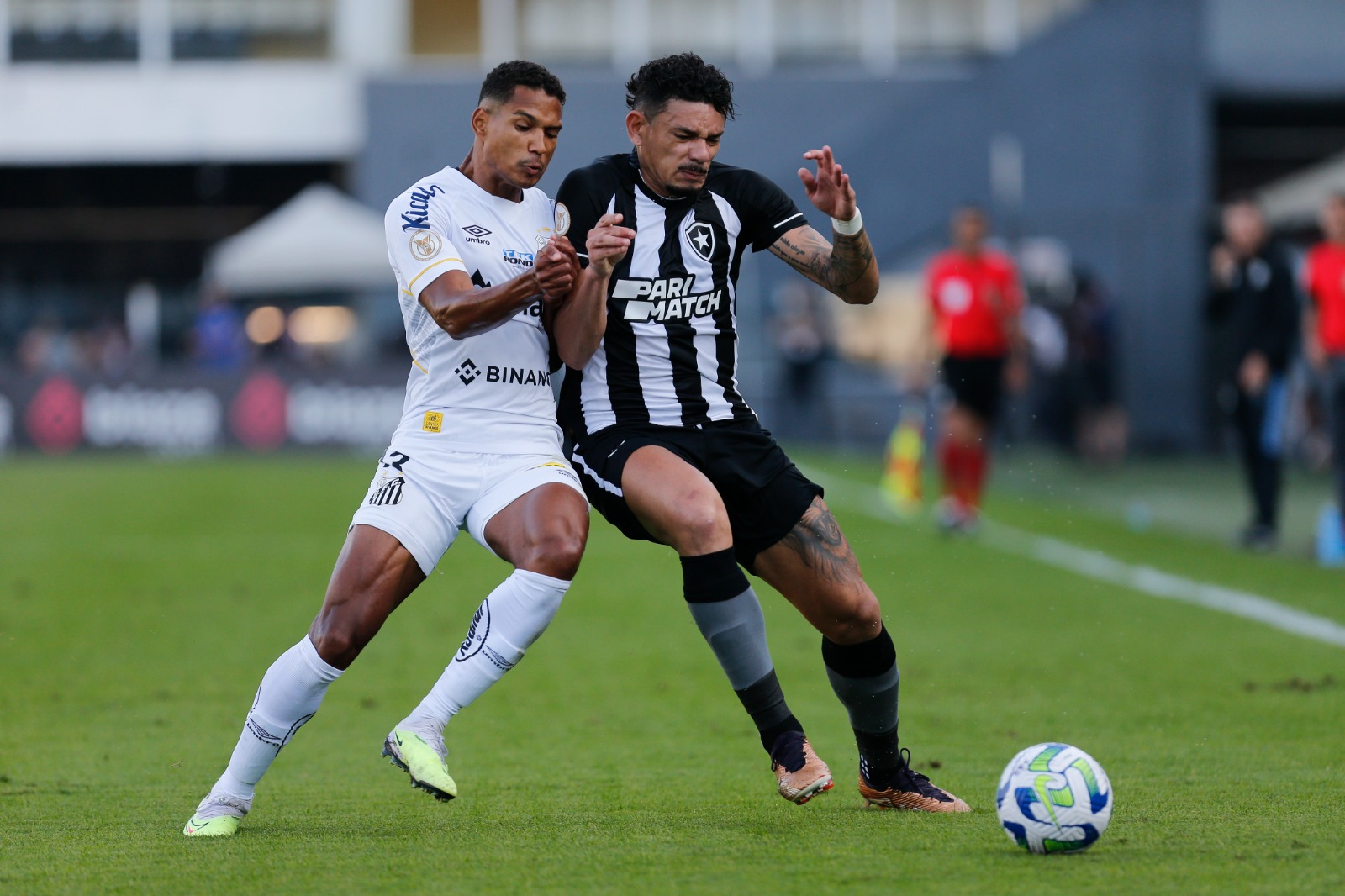 Santos até chegou a abrir vantagem, mas acabou levando o empate no final (Photo by Ricardo Moreira/Getty Images)