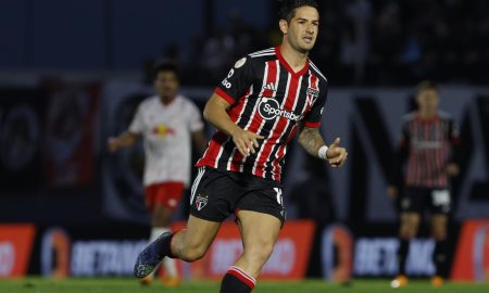 Marlon desabafa após empate do Cruzeiro contra o América-MG: 'Desempenho  está sendo patético