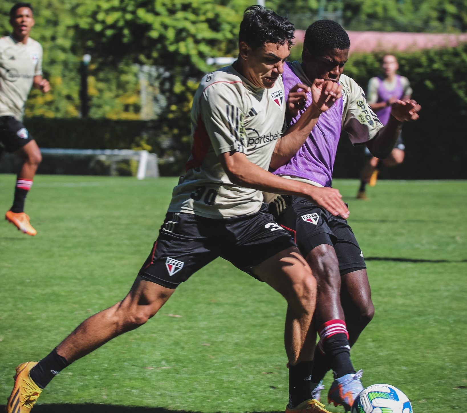 Treino do São Paulo conta com exame de Alan Franco e retornos de Moreira e Talles Costa (Foto: Divulgação spfc)