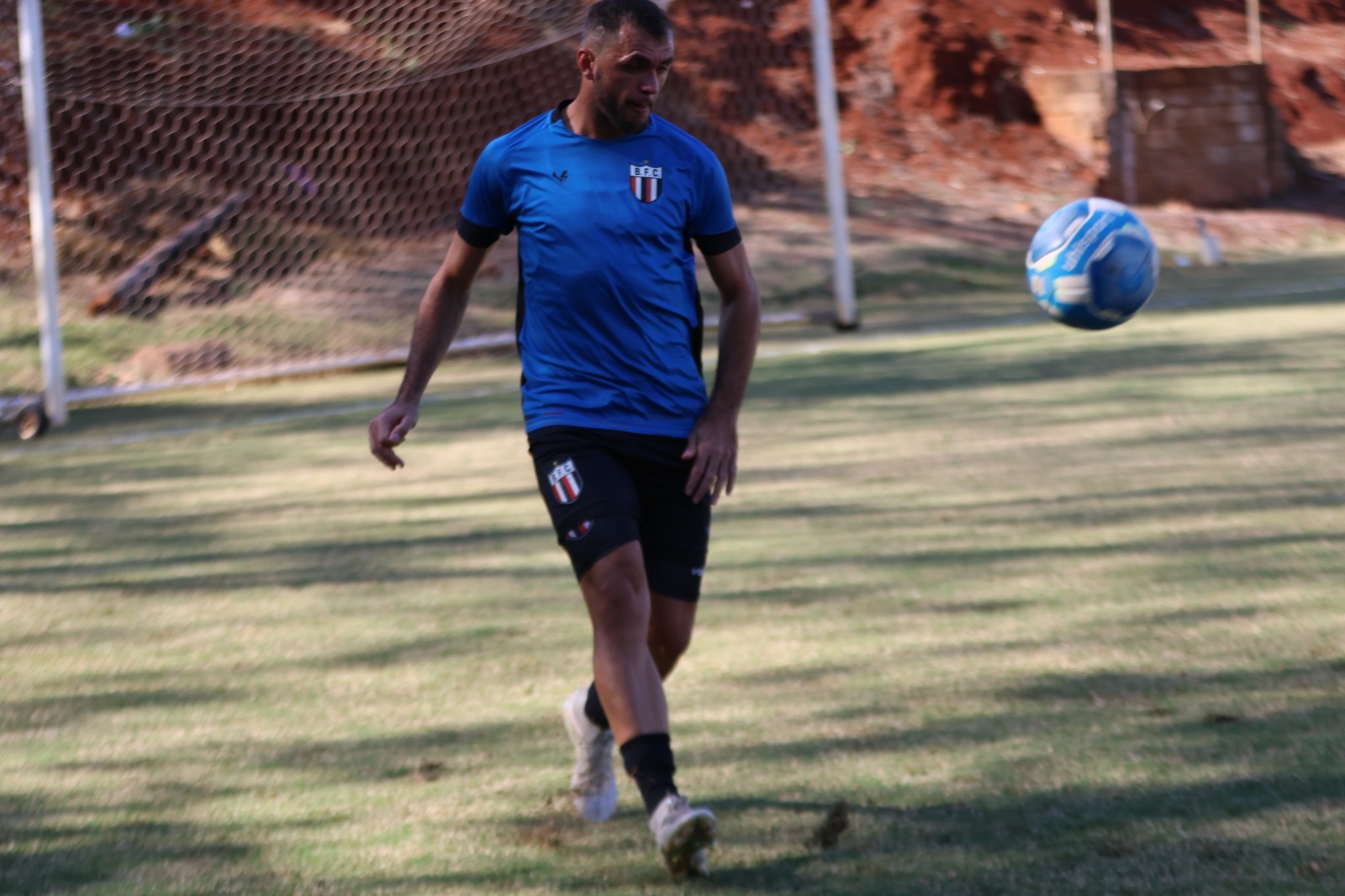 Edson Cariús treinado no Botafogo-SP - (Foto: Luiz Cosenzo/Agência Botafogo)