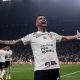 Corinthians vence Vasco e respira no Campeonato Brasileiro