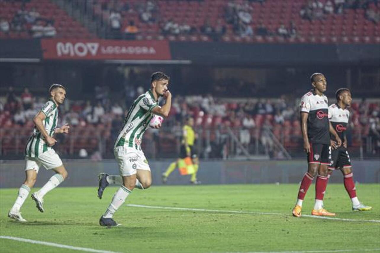 Cadorini está de saída do Coritiba (Foto: Divulgação/Coritiba)