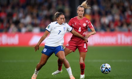 Inglaterra e Dinamarca dependem apenas das próprias forças para seguirem na Copa (Justin Setterfield/Getty Images)