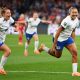 Lauren James garantiu a vitória inglesa sobre a Dinamarca (Justin Setterfield/Getty Images)