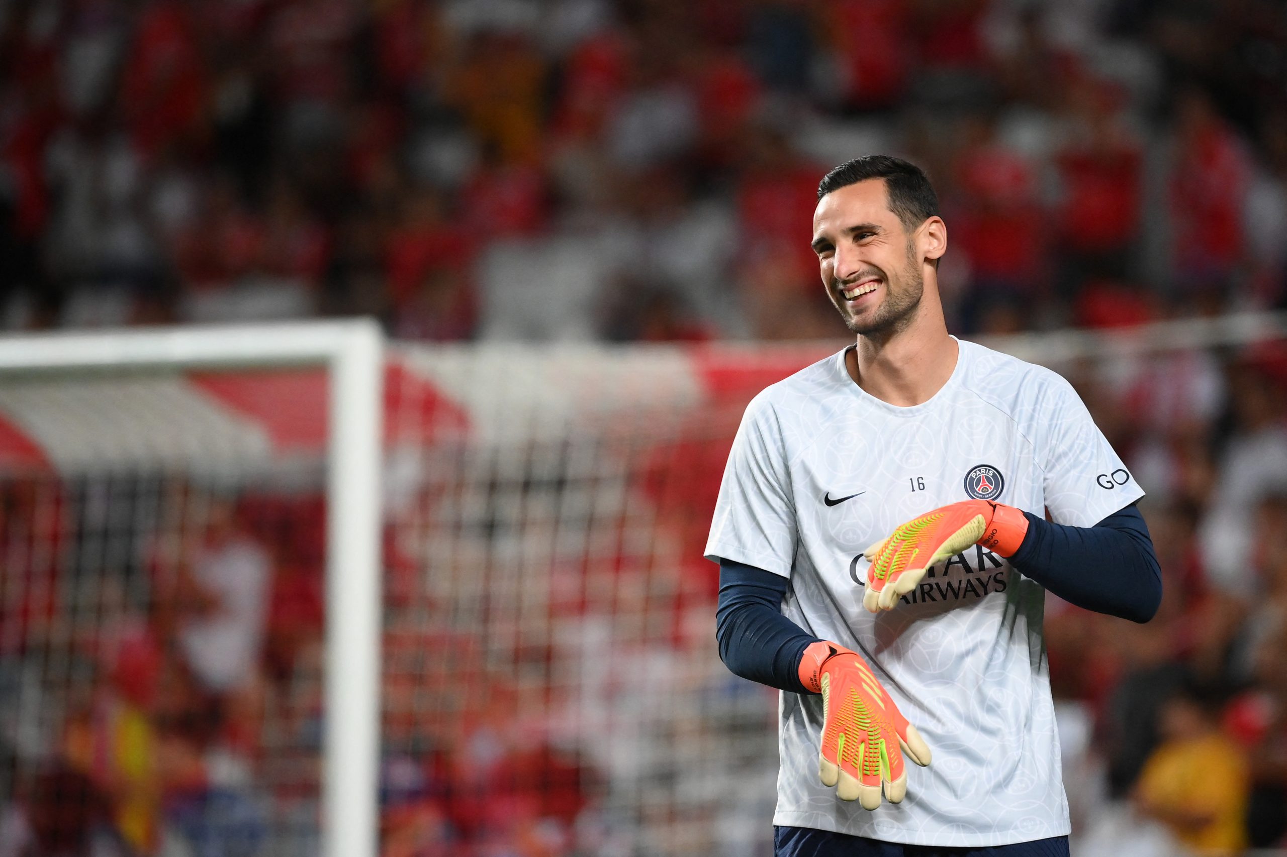 Sergio Rico pelo PSG na Liga dos Campeões (Foto: FRANCK FIFE/AFP via Getty Images)