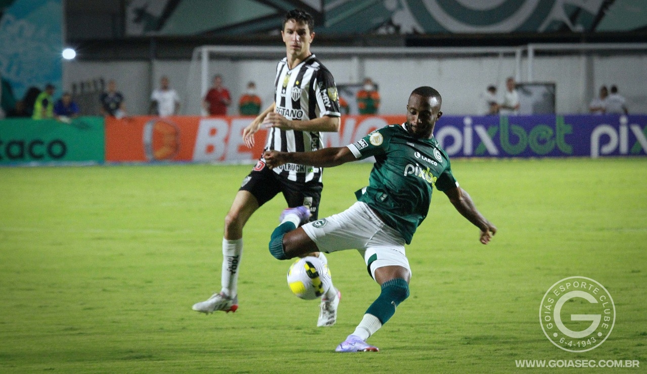 Goiás e Atlético-MG empataram no último confronto disputado na Serrinha - (Foto: Rosiron Rodrigues – Goiás EC)