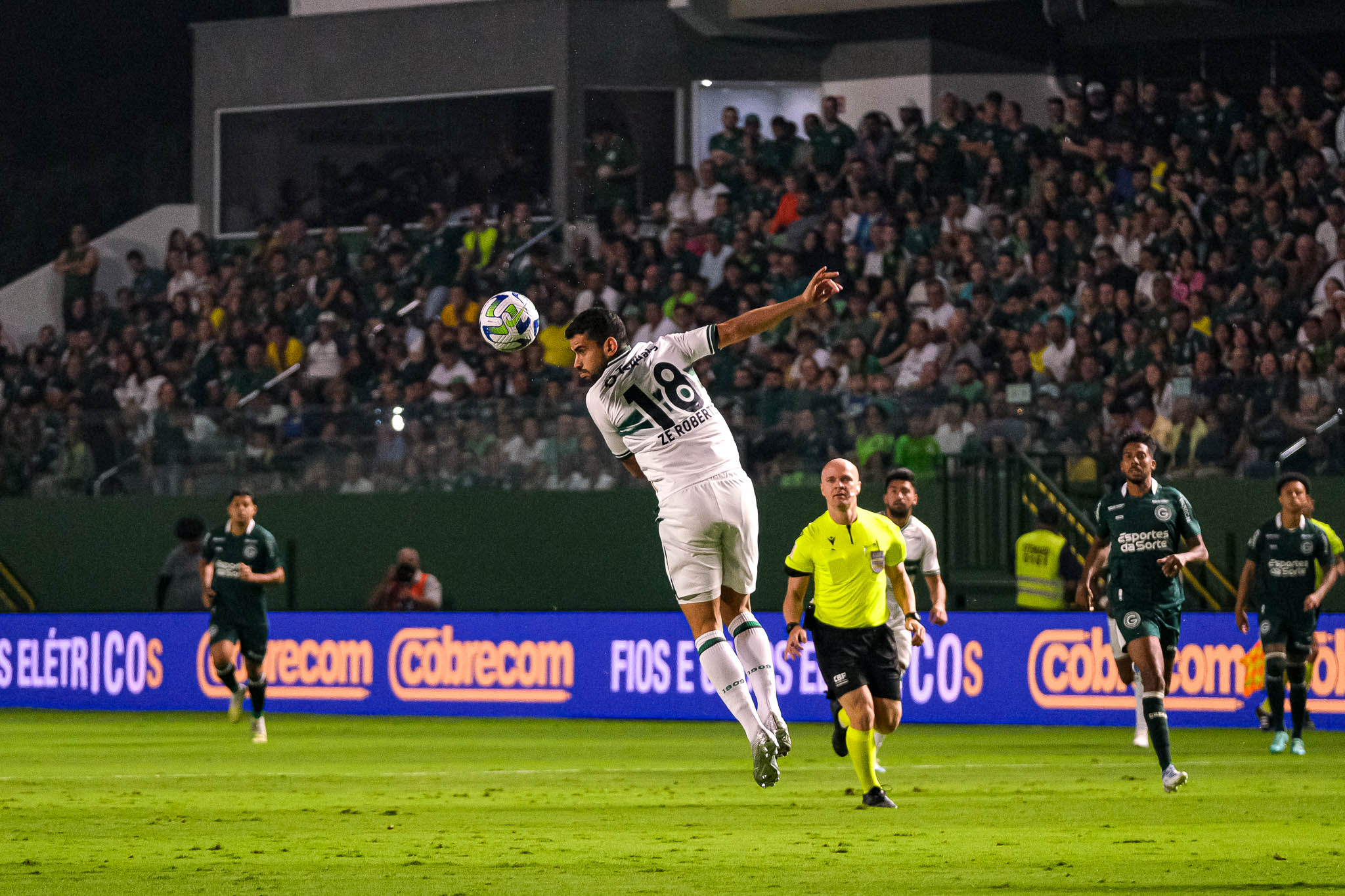 Zé Roberto deixa o Coxa com um gol marcado (Foto: Divulgação/Coritiba)