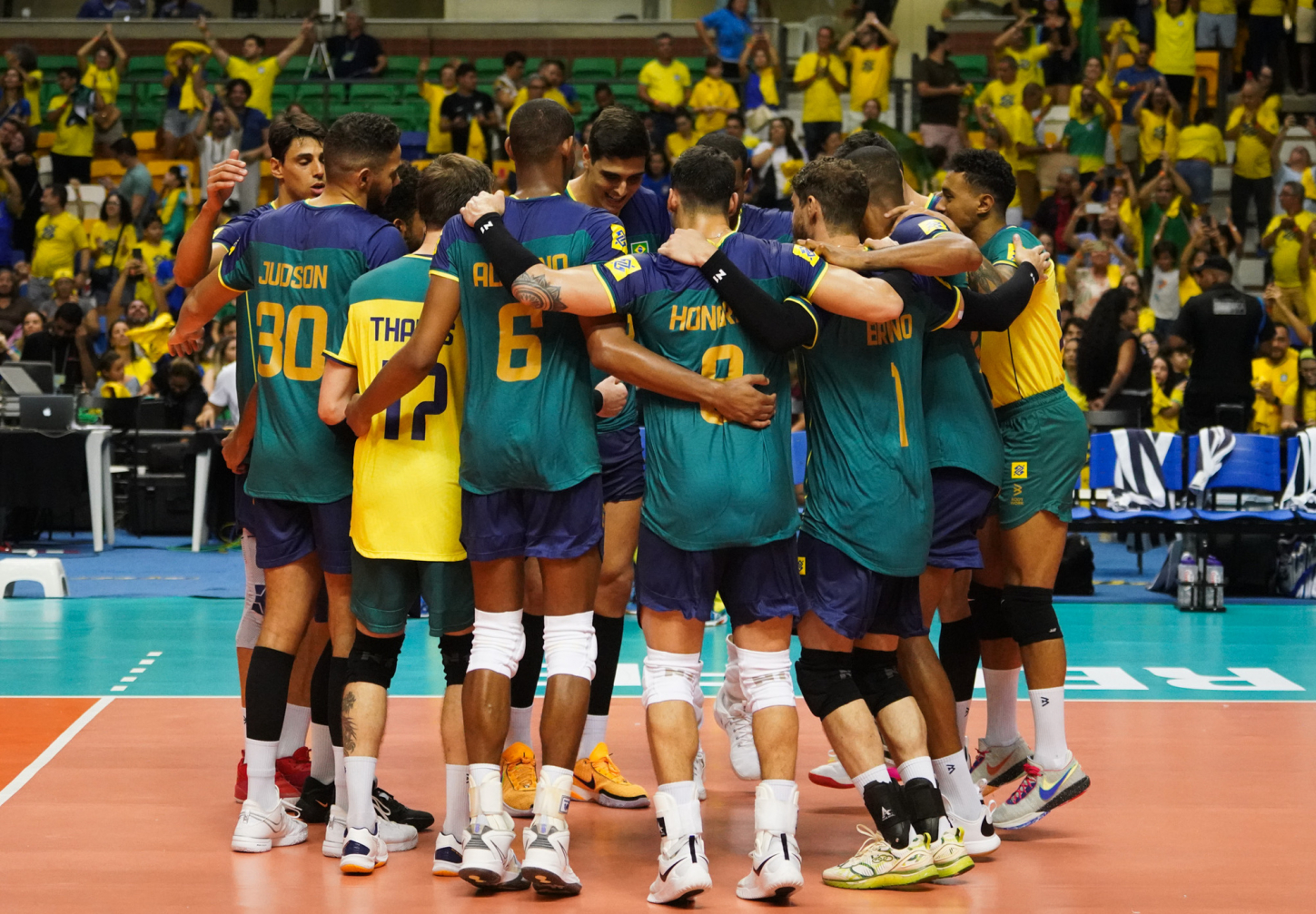 Brasil venceu as duas primeiras partidas do Sul-Americano por sets diretos