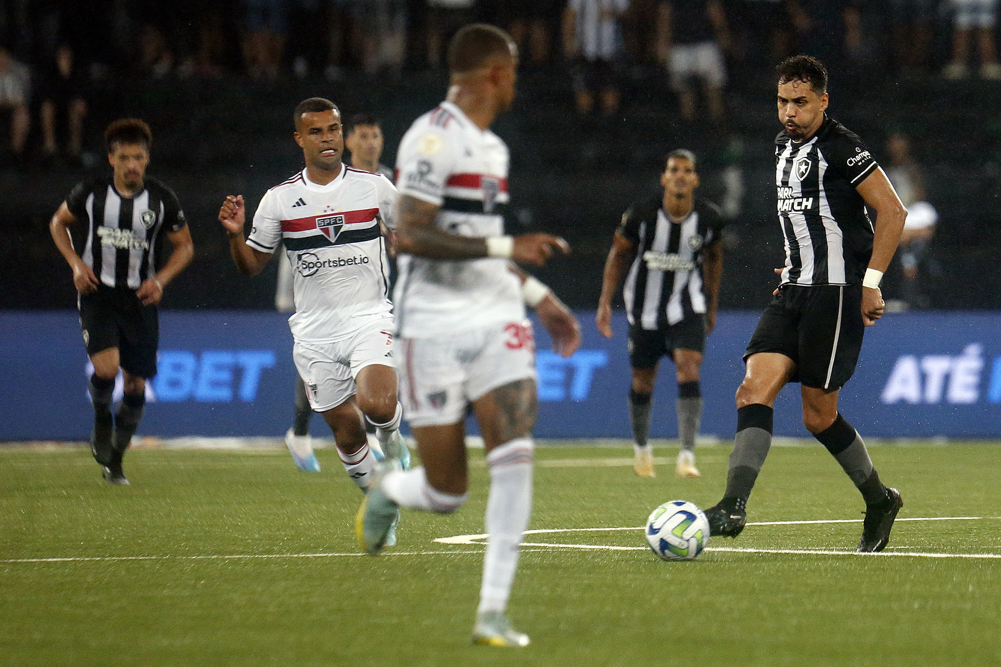 Eduardo em partida entre Botafogo e São Paulo pelo primeiro turno. (Foto: Vitor Silva/Botafogo.)