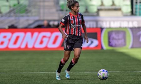 Mariana tem três gols em seis meses vestindo a camisa do Tricolor (Foto: Maurício Rummens)