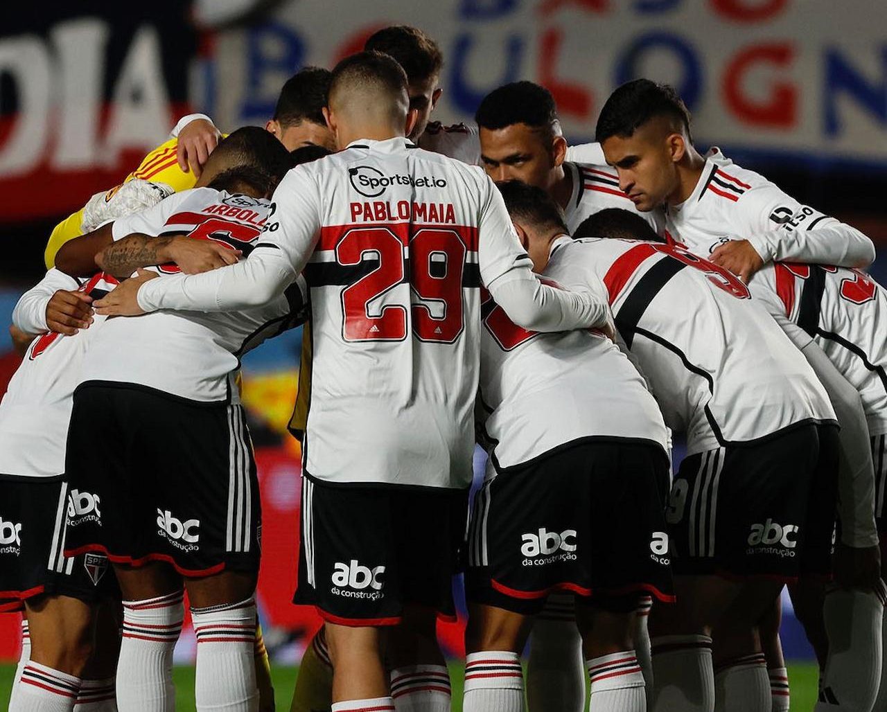 Equipe do São Paulo antes da partida contra o San Lorenzo (Foto: saopaulofc)