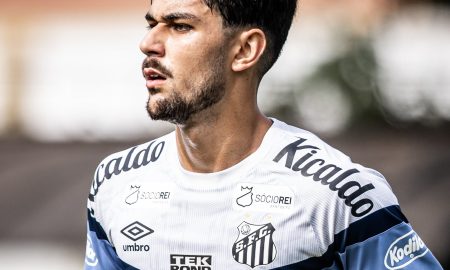João Basso no CT Rei Pelé (Divulgação/ Santos FC)