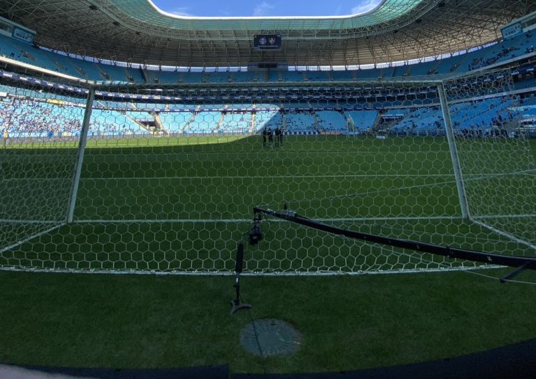 Copa do Brasil: em jogo eletrizante, Grêmio bate o Bahia nos