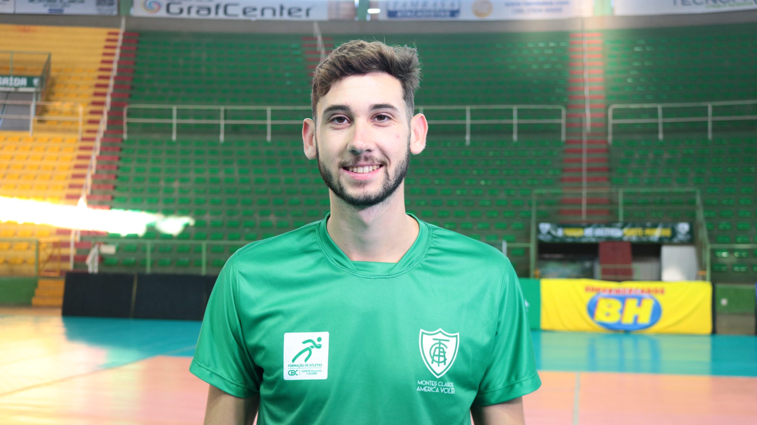 Moisés Miranda é o 14º reforço do MOC América Vôlei