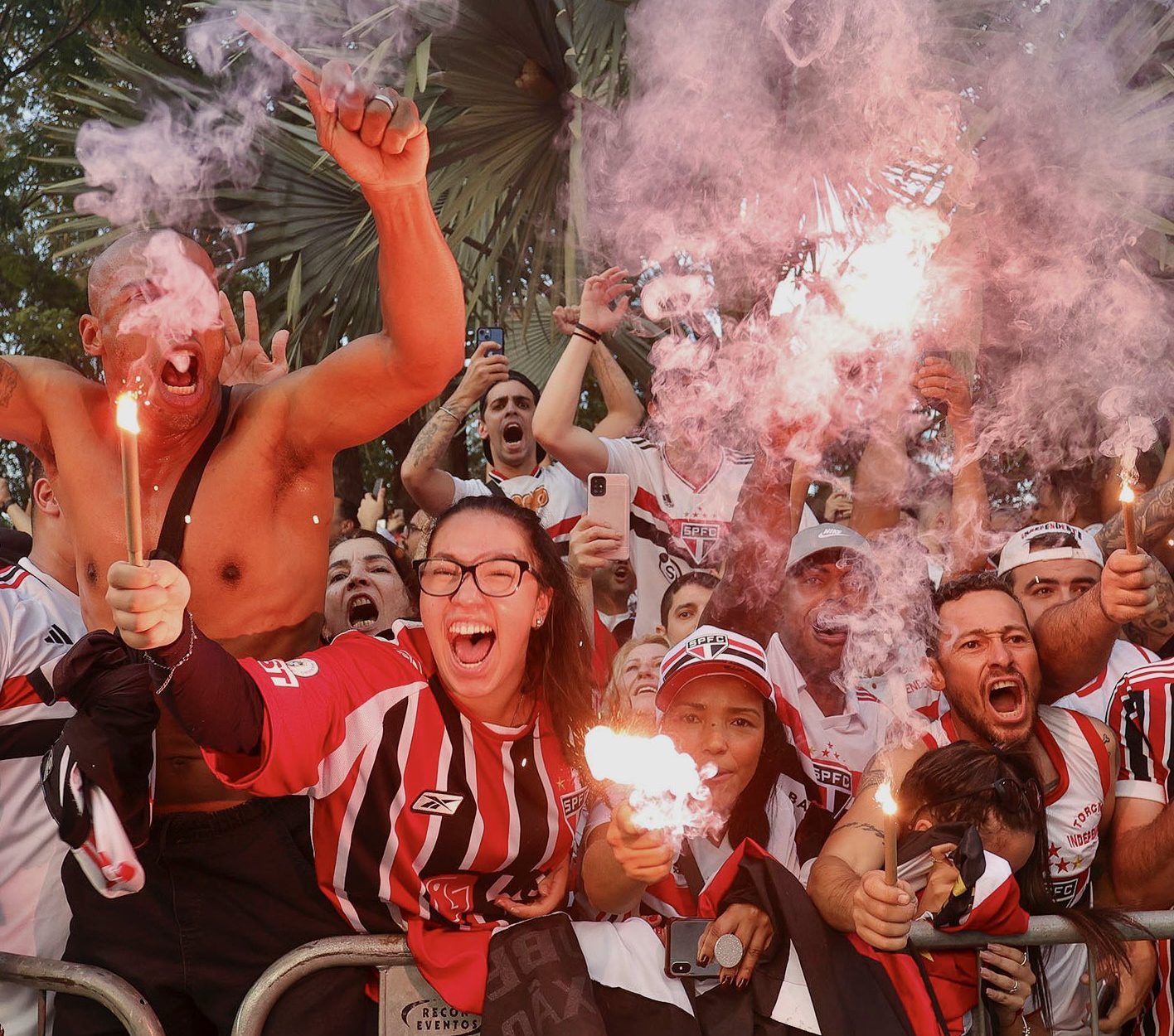 Torcida do São Paulo antes de uma partida no Morumbi (Foto: saopaulofc)