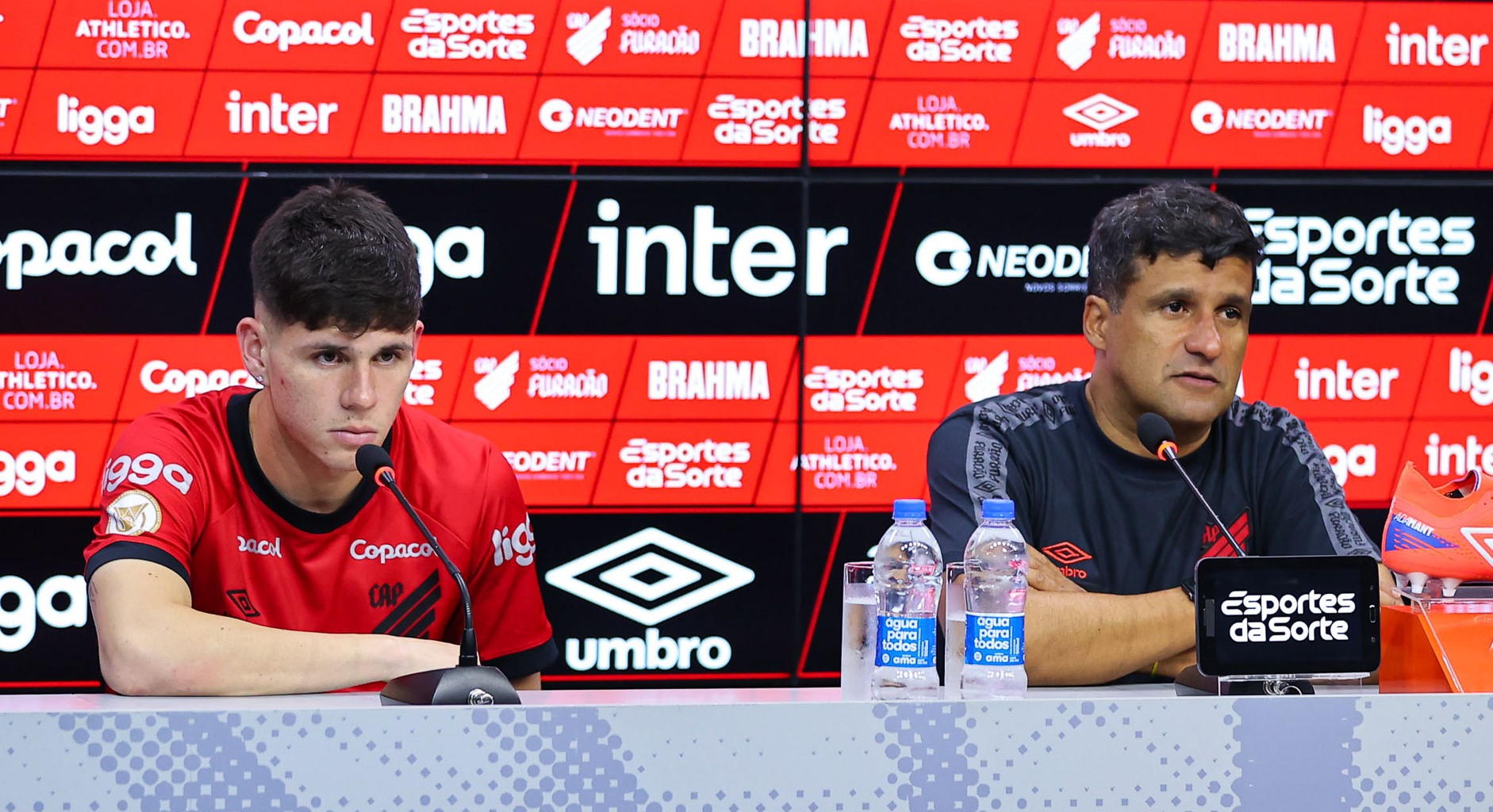 Wesley Carvalho e Zapelli - (Foto: José Tramontin/Athletico)