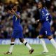 Sterling comemora o gol do Chelsea (Foto: Eddie Keogh/Getty Images)