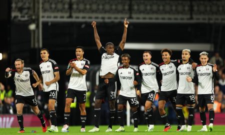 Fulham levou a melhor nos pênaltis e eliminou o Tottenham na segunda fase da Copa da Liga (Andrew Reddington/Getty Images)