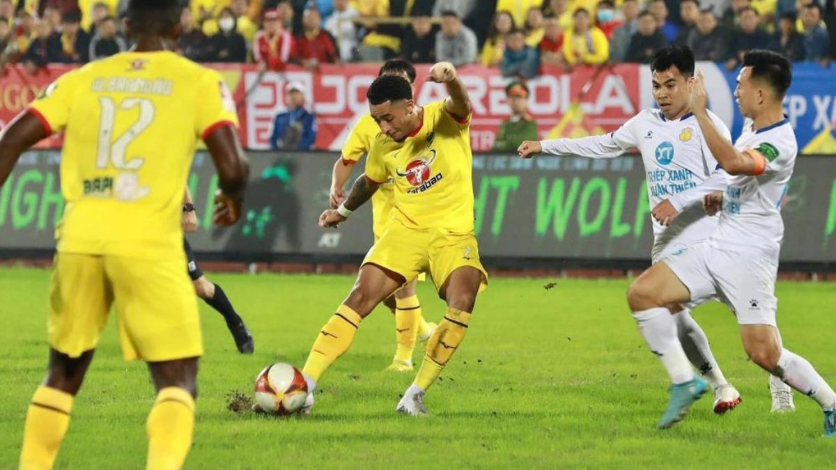 Paollo Oliveira atuava pelo HAGL Club desde o começo do ano (Foto: Reprodução/Instagram/HAGL)