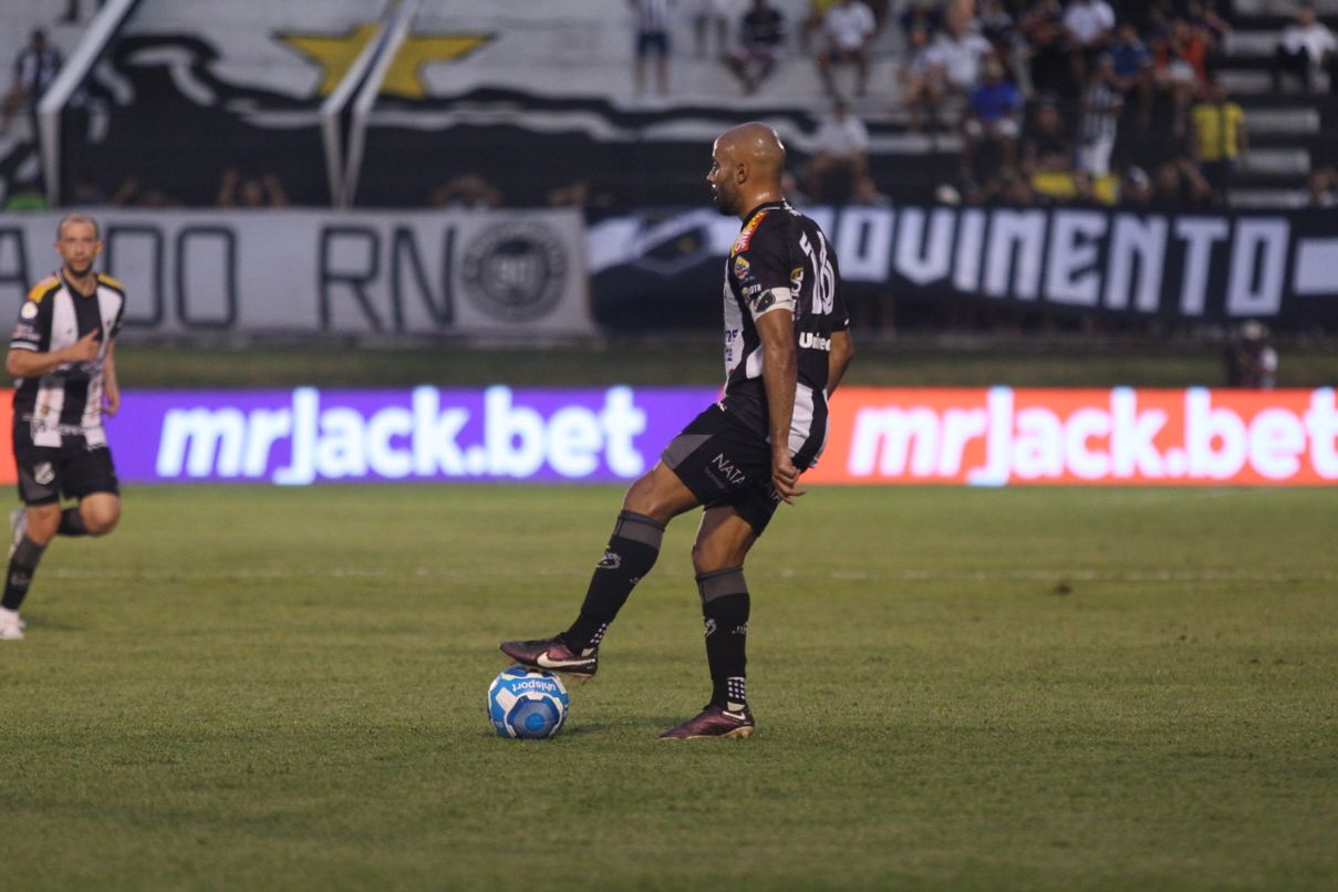 Botafogo-SP e ABC empatam sem gols pelo Brasileirão Série B