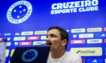 Treinador foi apresentado nesta quarta-feira (Foto: Gustavo Aleixo/Cruzeiro)