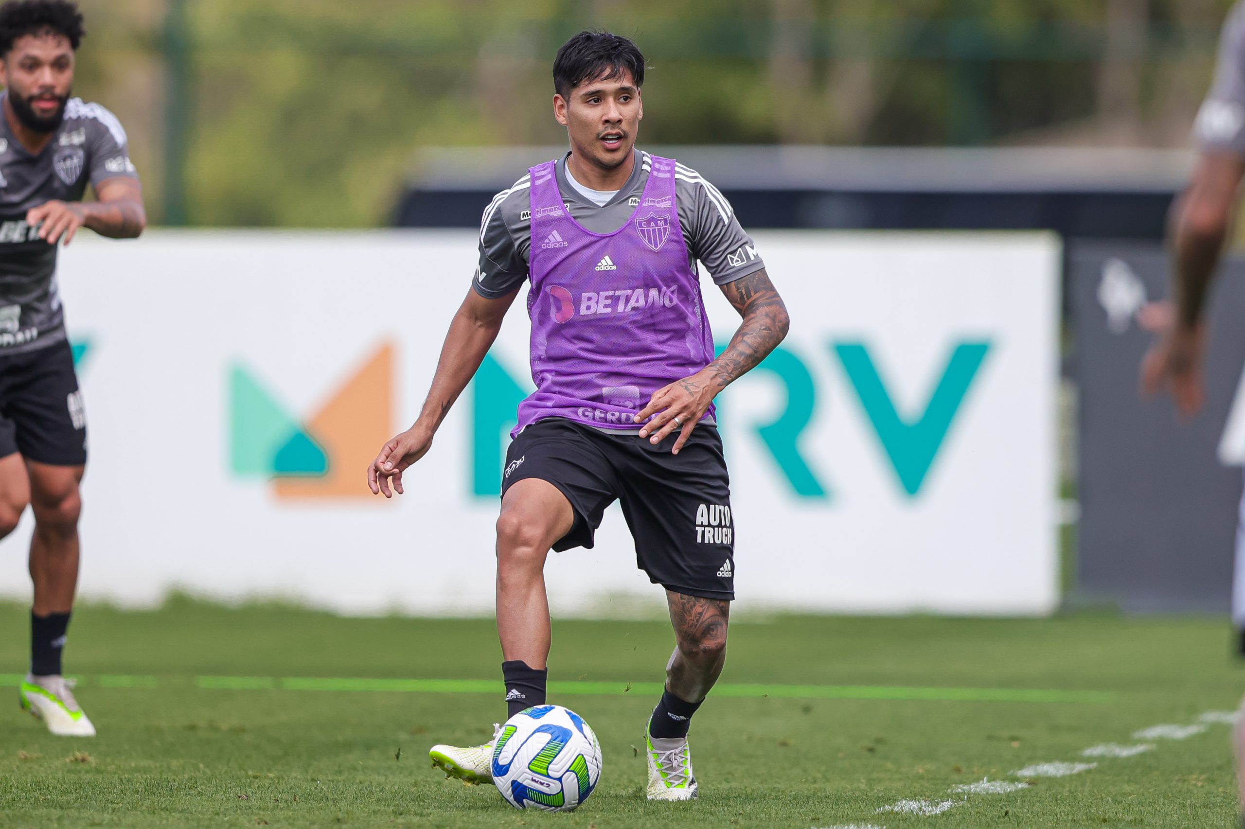 Agora com Zaracho, o Galo segue a preparação para enfrentar o Botafogo - (Foto: Pedro Souza | Atlético-MG)