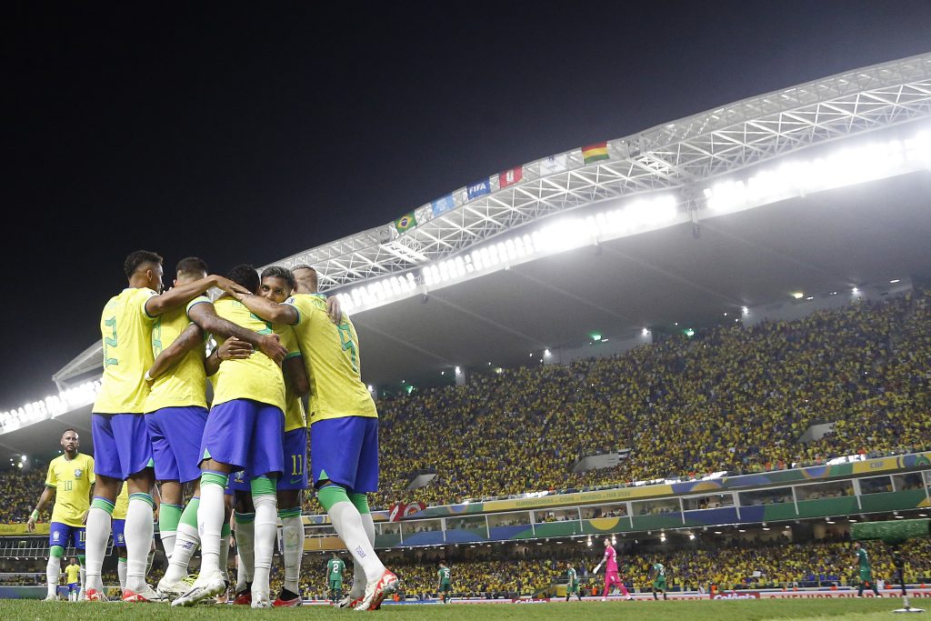 Goleiro da Bolívia destaca aprendizado após goleada e 'sonho' de jogar  contra a Seleção Brasileira