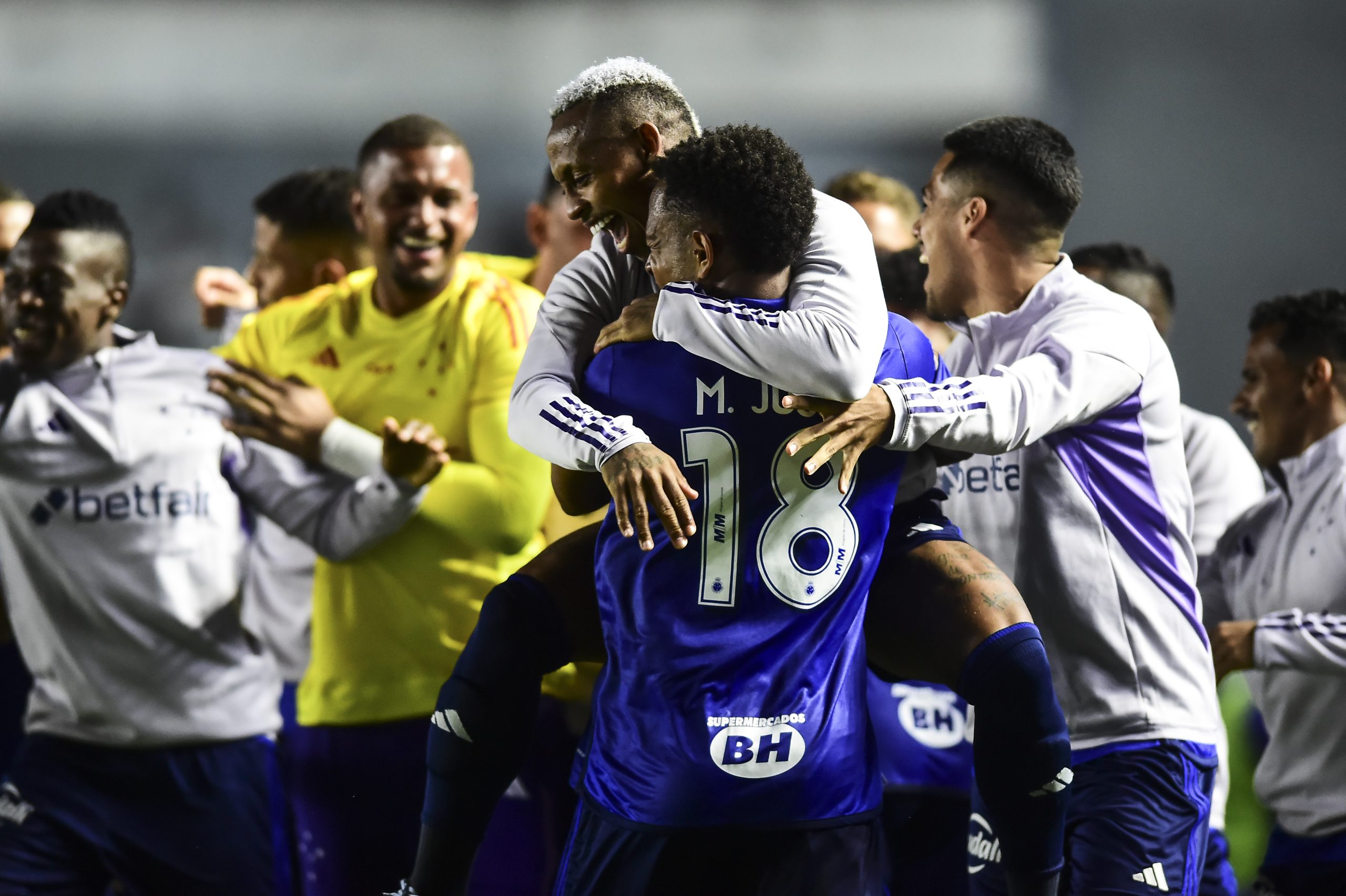 Cruzeiro venceu o Santos por 3 a 0 na Vila Belmiro (Foto: Divulgação/Staff Images/Cruzeiro)